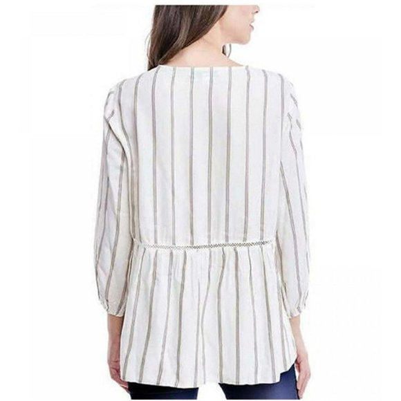 3/4 Sleeve Blouse Peasant Shirt with Crocheted Accents - Picture 2 of 3